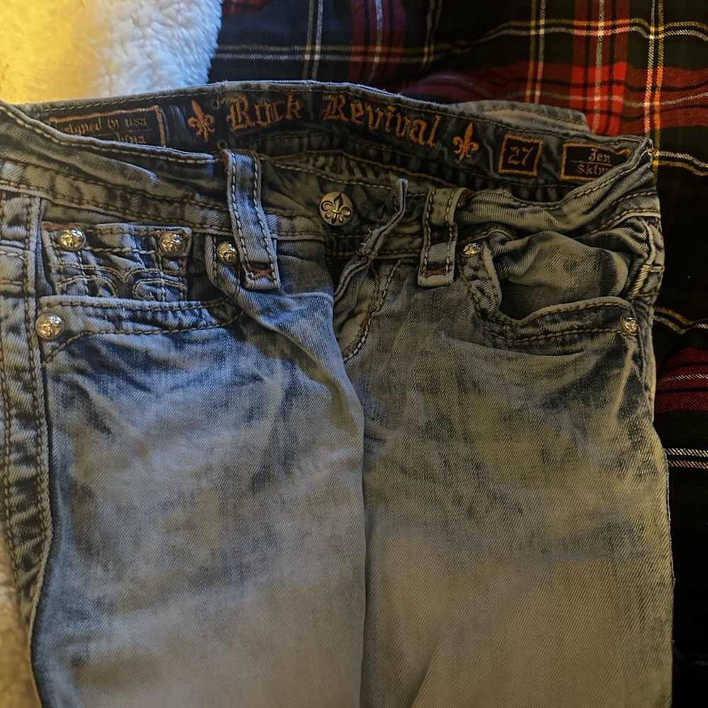 Rock revival low rise acid was skinny jeans